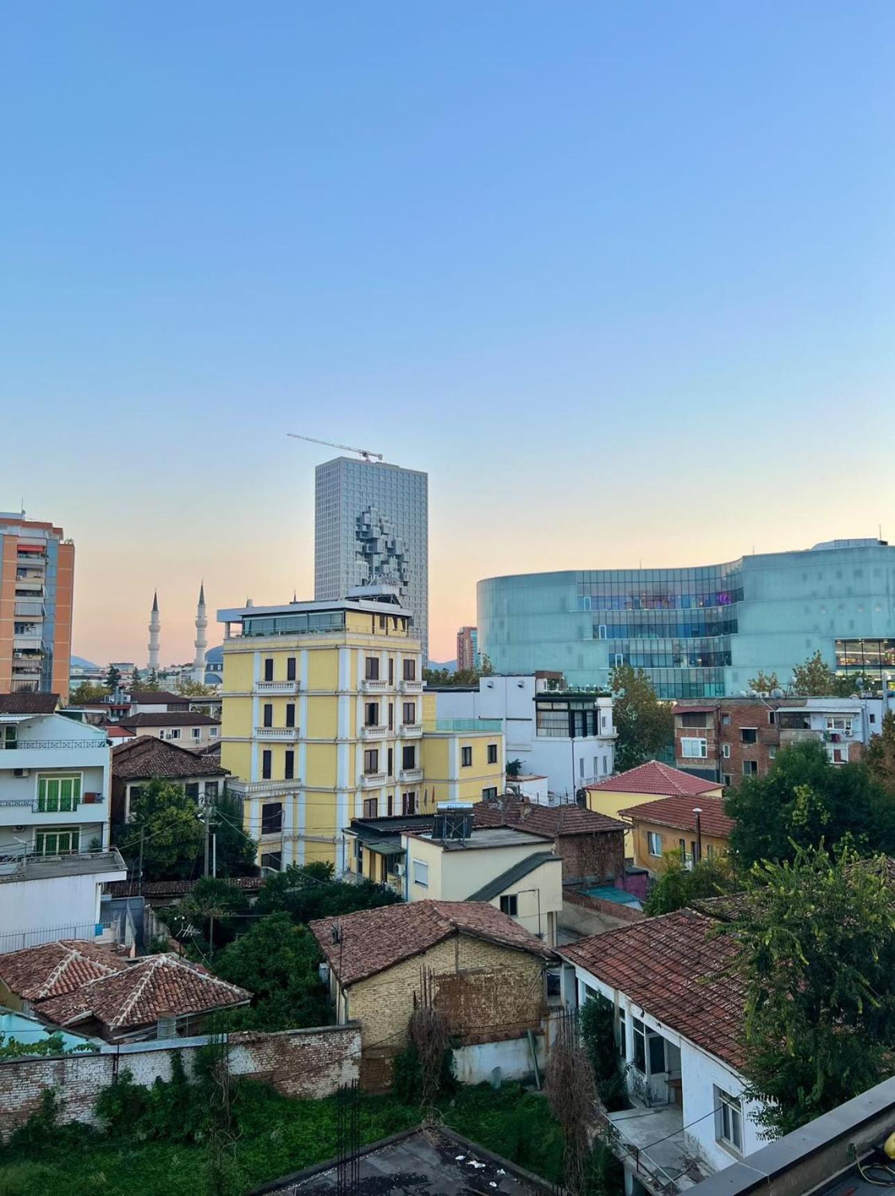 Apartament - Premium Tirana